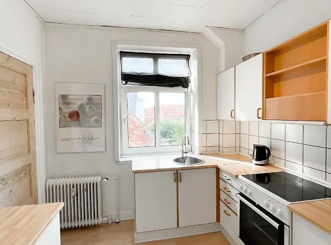 Finlandsgade 18 2th Id 047 * Esbjerg